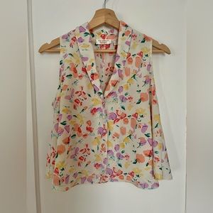 Painterly floral 80’s Victoria’s secret crop top.